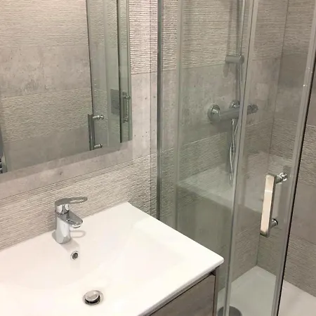 Apartman Hypercentre-101 *